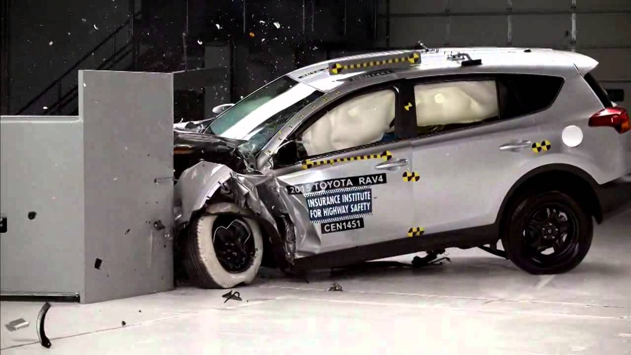 2015-2018 Toyota Rav4/Rav4 Hybrid IIHS Small-Overlap Crash Test