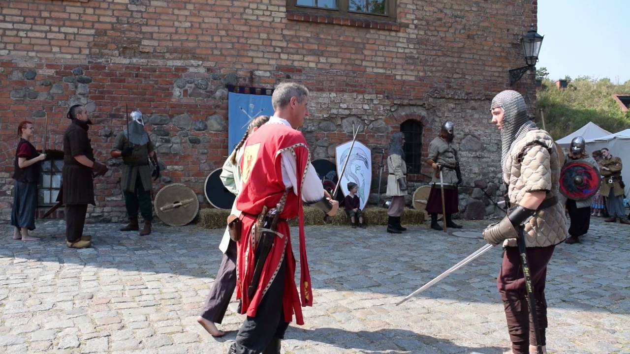 Schwertkampftraining auf dem Burgfest Zitadelle Spandau 10.9.2016