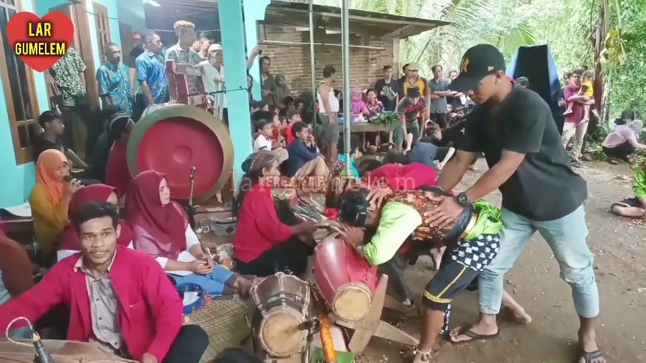 JANTURAN_kuda lumping sari budoyo gumelem kulon