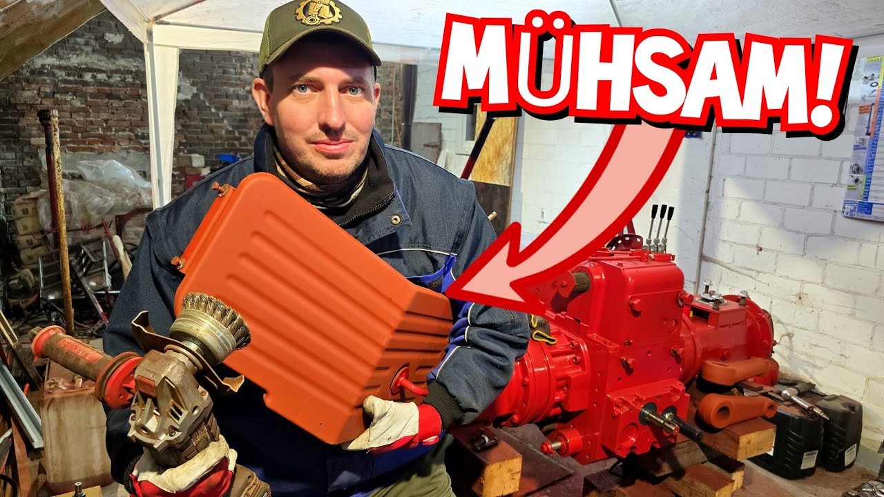 Mit CHEMIE und DRUCKLUFT! | Blechteile vom IHC 844 entlacken und grundieren | Mr. Moto