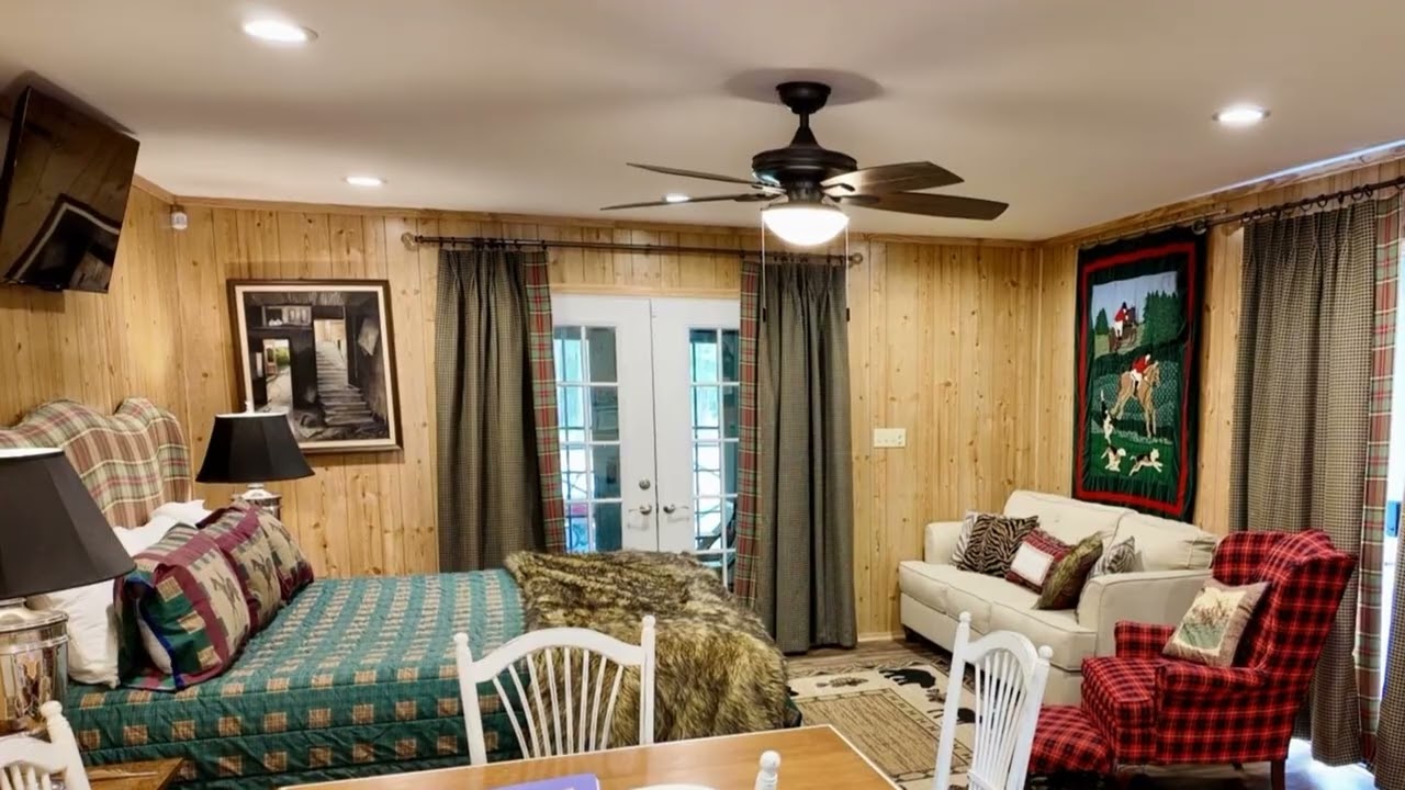 HOME, VENUE, SHORT TERM RENTAL, FARM AND HORSES!
