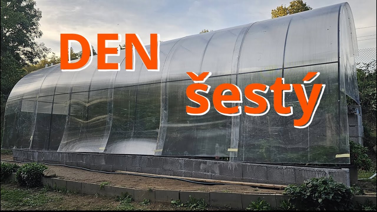 🔨 STAVBA OBROVSKÉHO SKLENÍKU 10x4m (Den 6.): Vrtání Polykarbonátu! ⚙️