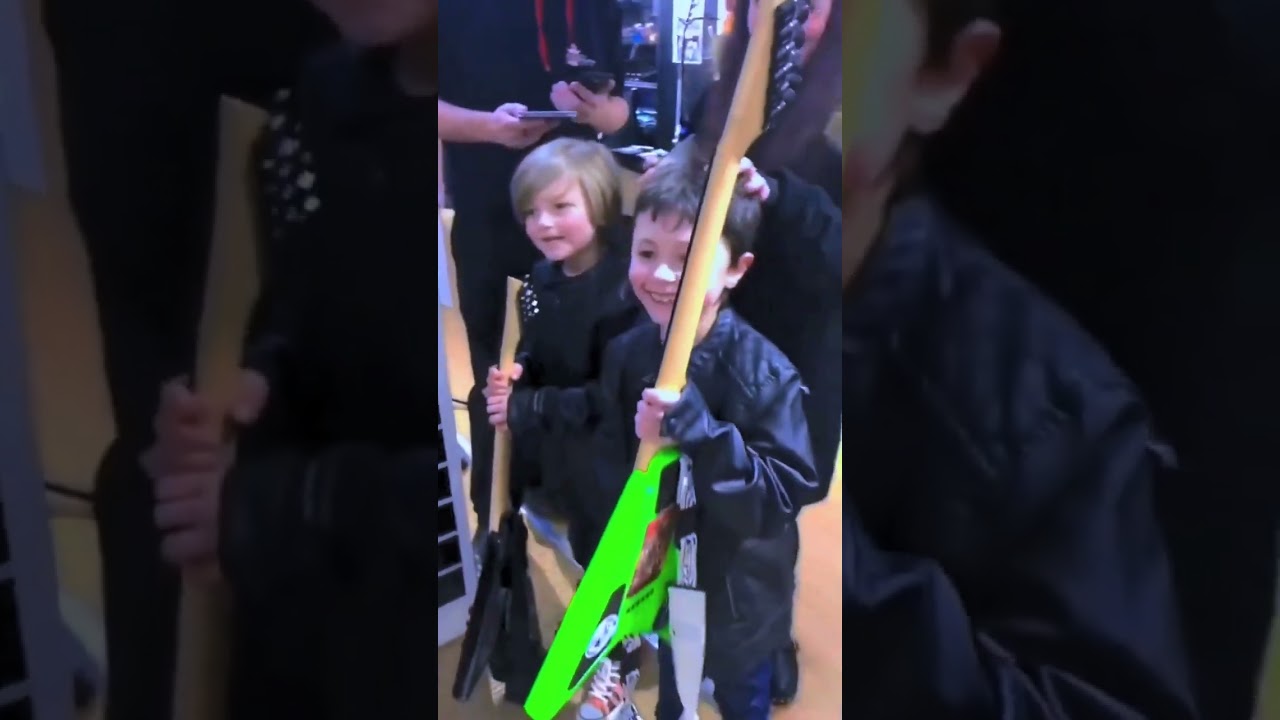 Zakk Hurley (9 Years Old) Getting His Jackson Guitar Signed By Mick Thomson From Slipknot!
