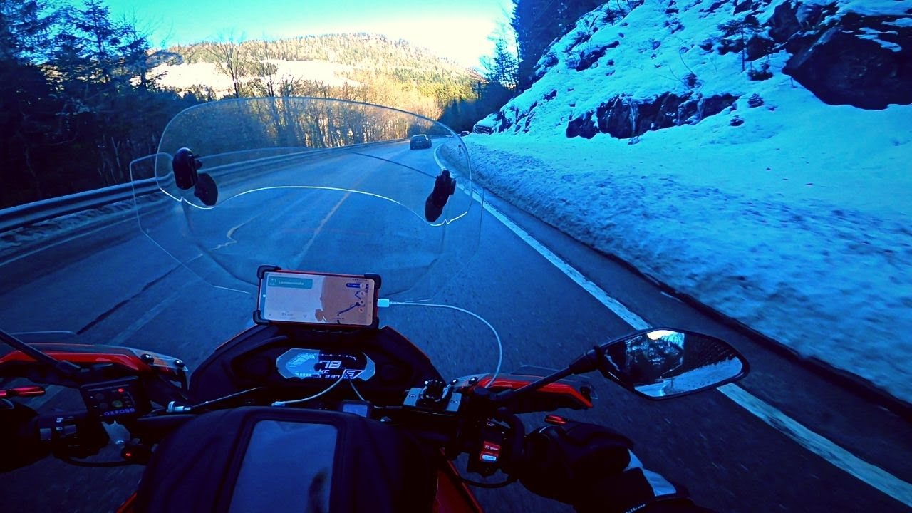 YAMAHA TRACER 7 2021 - Winter snow ride - Dangerous roads (crash at the end of video) 4K