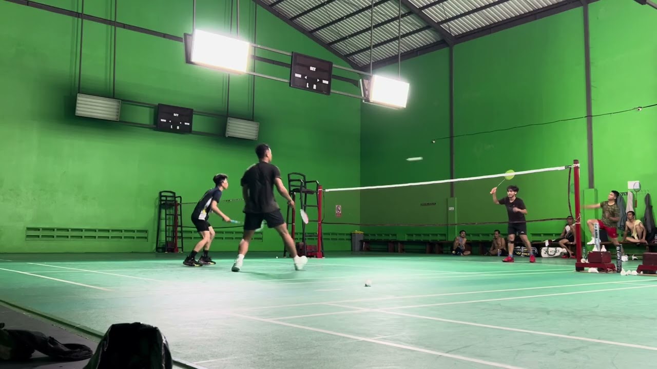Ibnu/sefri vs Hardy/enzi