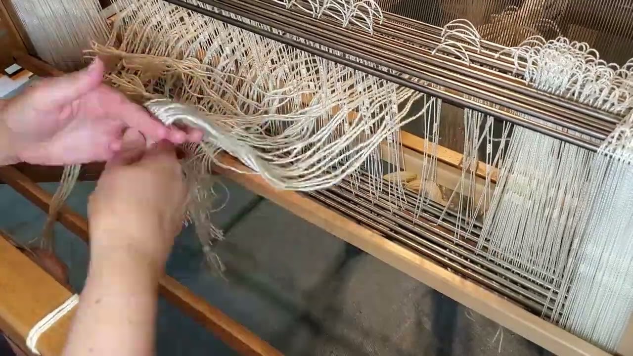 Wonder wool 006 Weaving with handspun yarn