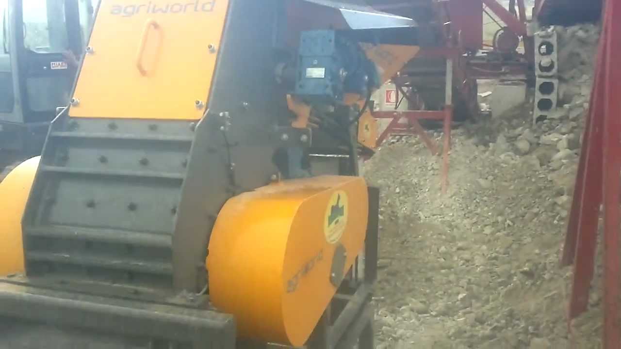 MINI FRANTOIO PER INERTI A MARTELLI FM-5025 AGRI WORLD SRL.mp4