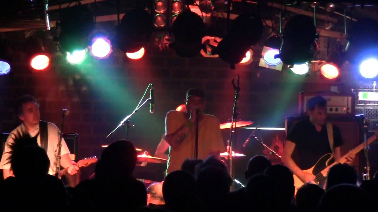 RATTTENGOLD - ANGST MACHT KEINEN LÄRM (ANGESCHISSEN) LIVE EXHAUS TRIER, 25.11.2014 (4/6)