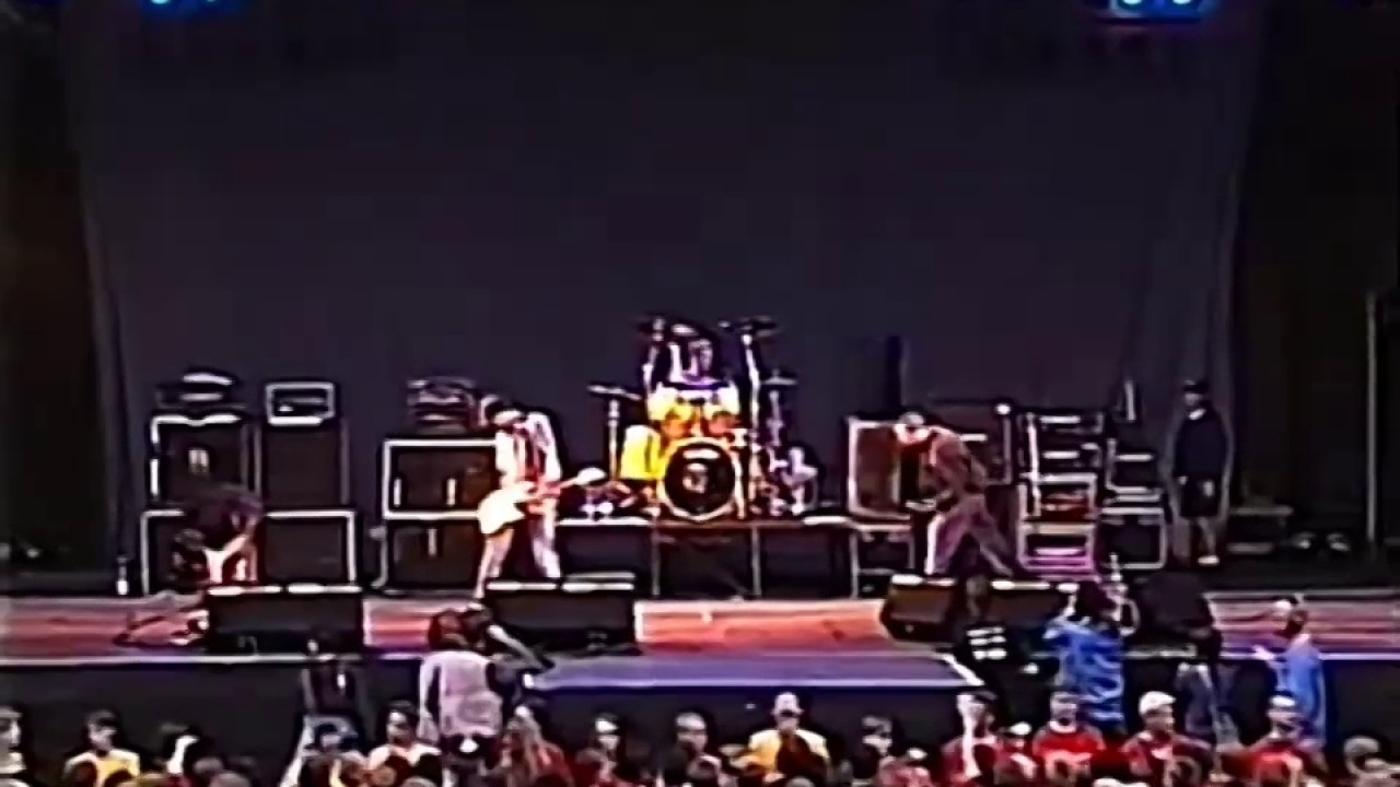 Helmet - Milquetoast  (Live at Hultsfred Festival 1997) HD