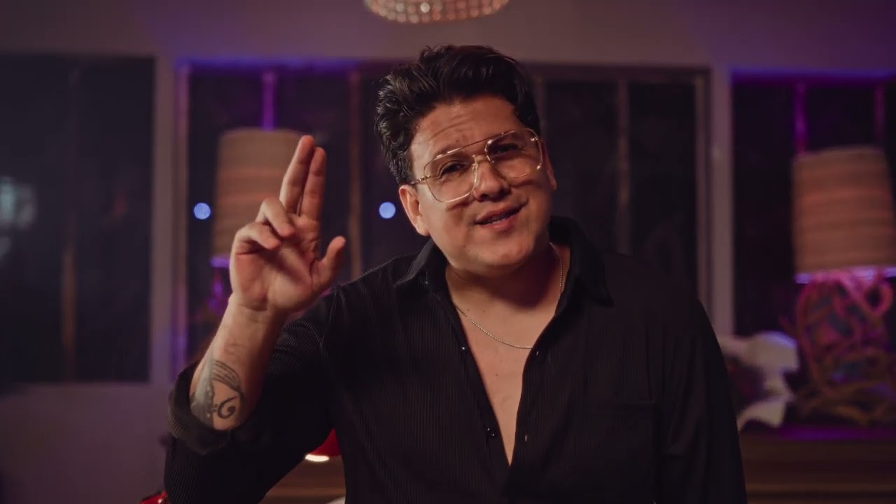 Eric Mestizo - Flores por canciones [ Video Oficial ]