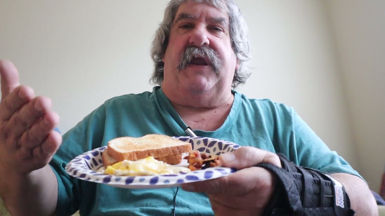 ASMR Eating Eggs/Bacon/Toast/Coffee