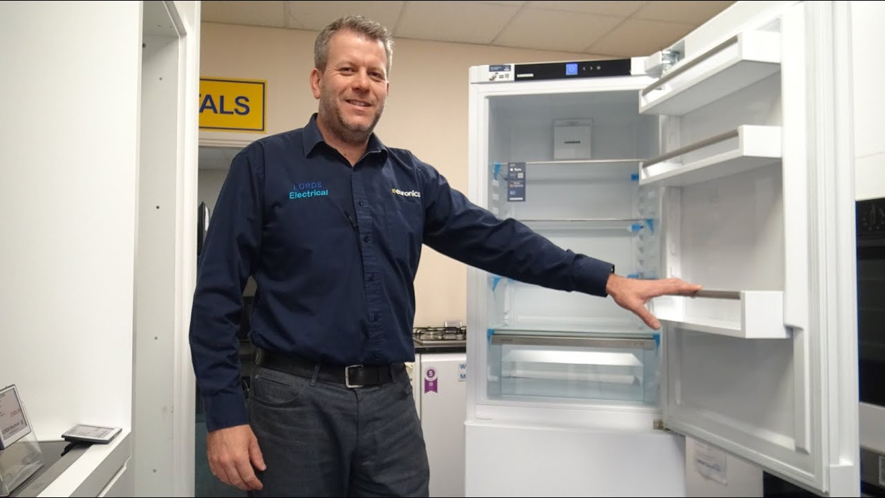 Liebherr CND5203 No Frost Fridge Freezer