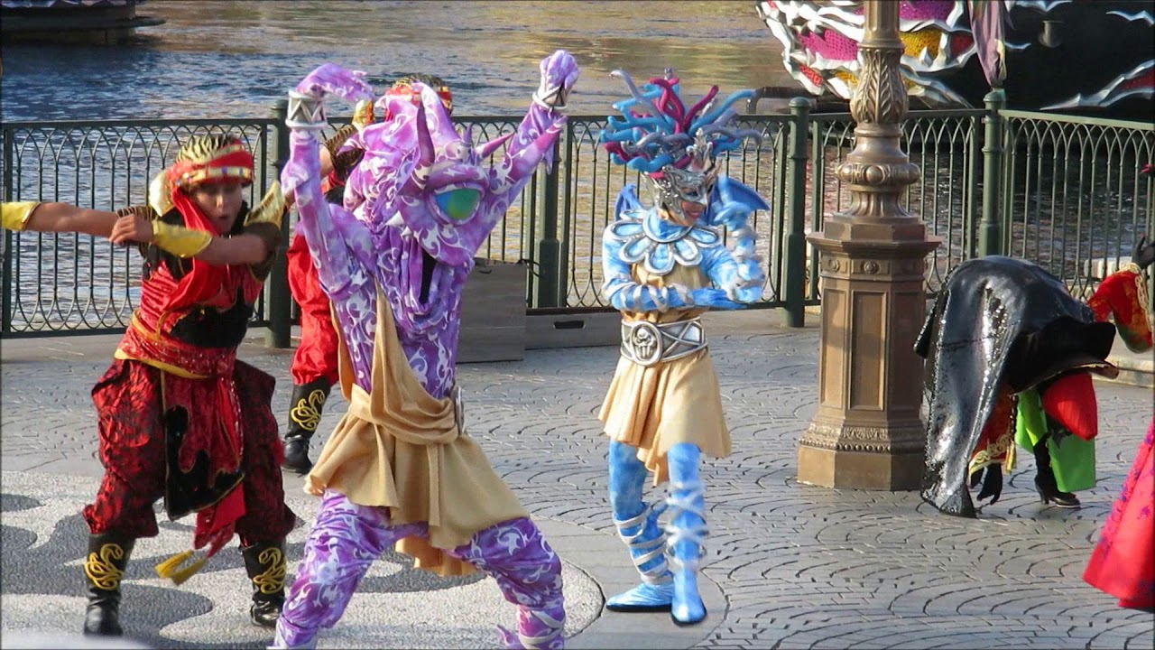 ザ・ディズニー・ヴィランズ　タイタン族のダンスの部分　リアドル