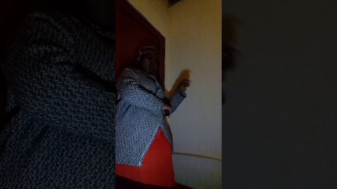 Likhonani ikhekhe lamahhala? (Ntombifuthi Makhunga)