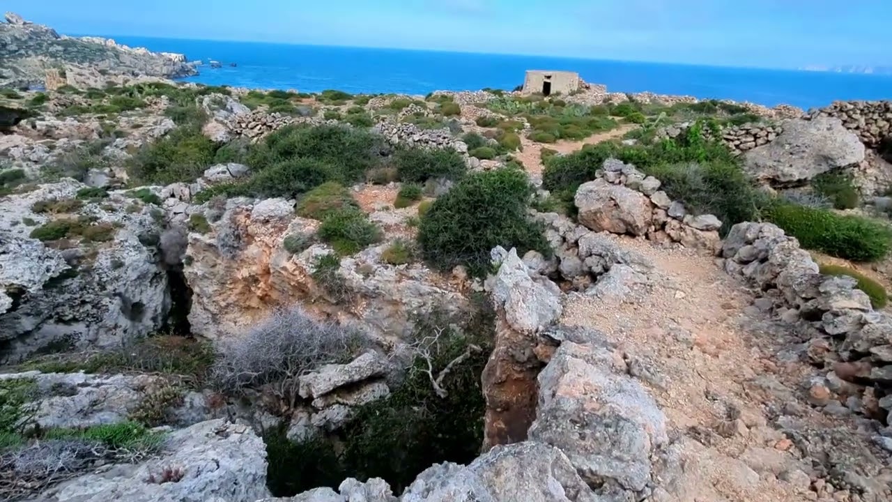 Hiking at Rdum id-Delli (Malta) - May 2025