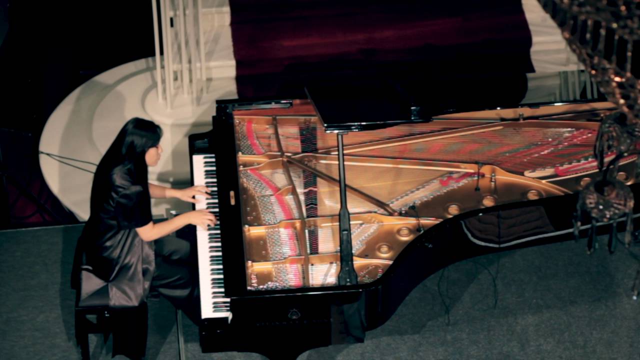 HJ Lim 임현정 Schubert Piano Sonata op.164