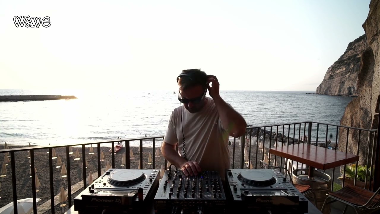 ALBERTO PANAS | 10 August 2025 @Crewbar x Wave Collective