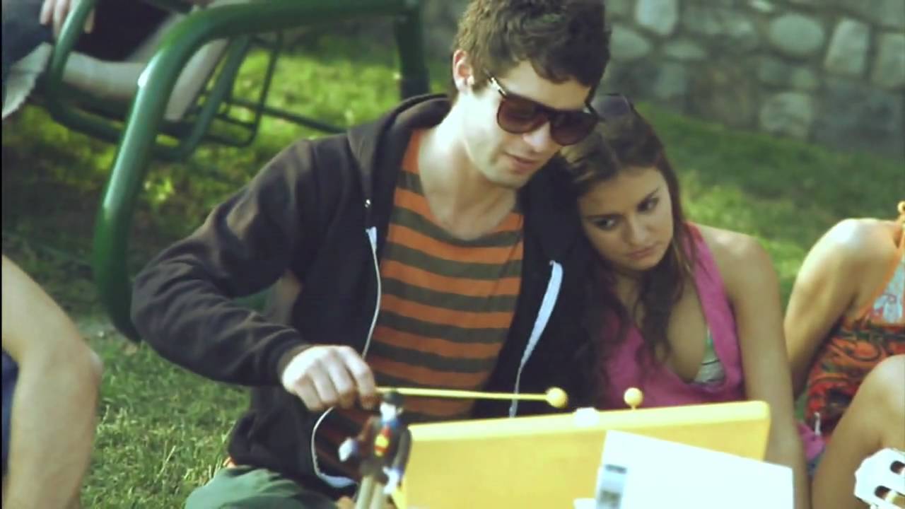 EASY STAR ALL STARS - LUCY IN THE SKY WITH DIAMONDS - Official Videoclip