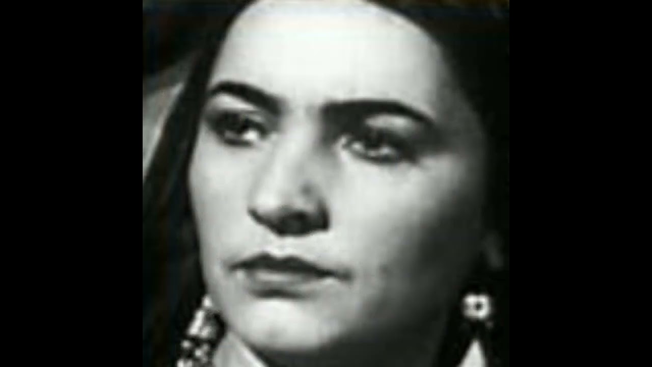 Sona Aslanova - Bahar mənəm. mus Ağabacı Rzayeva, söz Nəbi Xəzri.Aparici: Xuraman H, Elşad A.