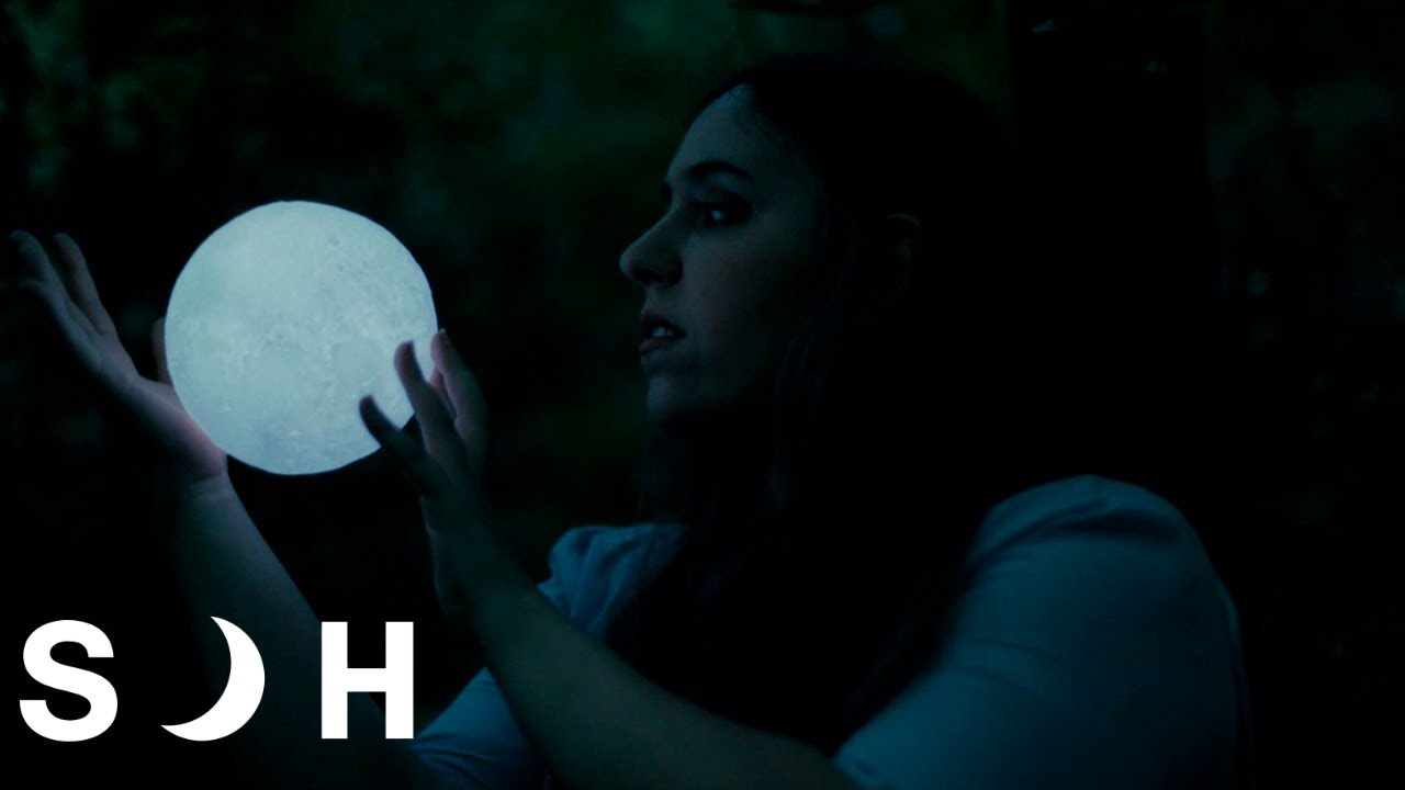 Com La Lluna  - Sandra Hunter (Videoclip Oficial)