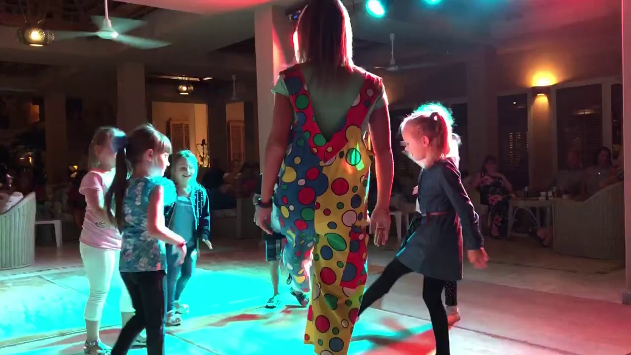 Veo, Veo. Mini Disco in Egypt
