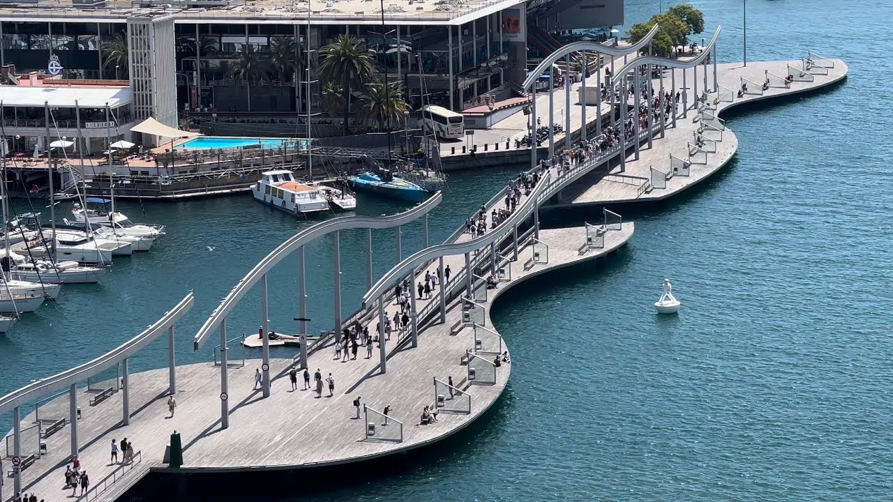 A walk in Barcelona Marina