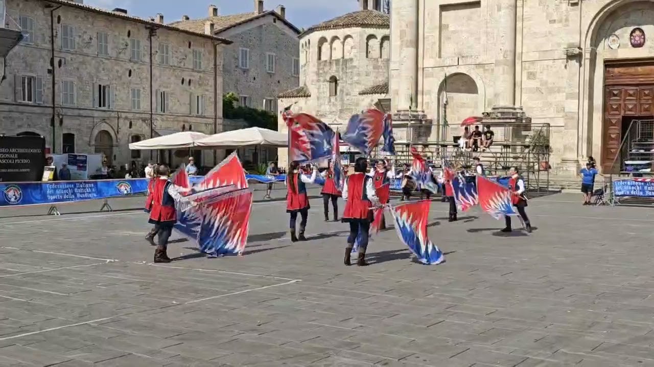 Tenzone bronzea 2025 Ascoli Piceno specialità grande squadra e musici