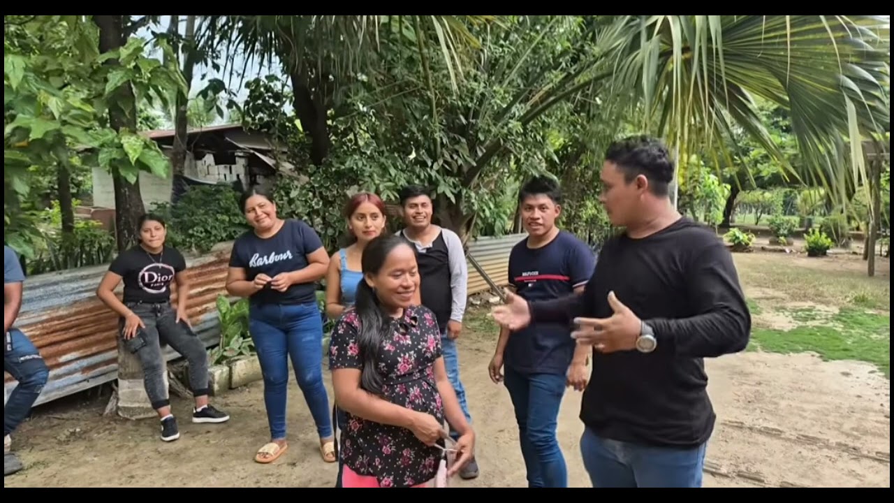 Lu...chi .... tuvo que aser esto para ir a vivir con el pan...da y aqui te cuento todo 🤔 🤭