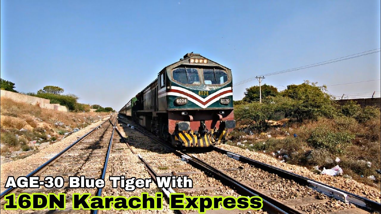 16DN Karachi Express Lead By AGE-30 Passing Near Departure Yard💝