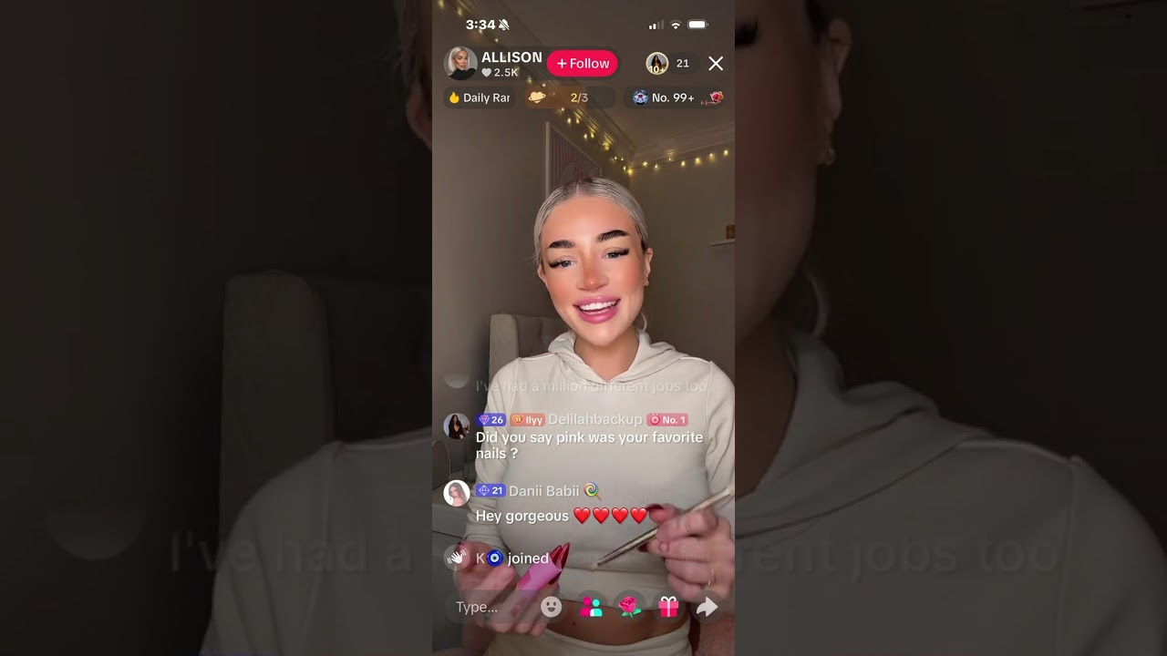 Прямая трансляция Makeup Girl в TikTok (25.12.25)