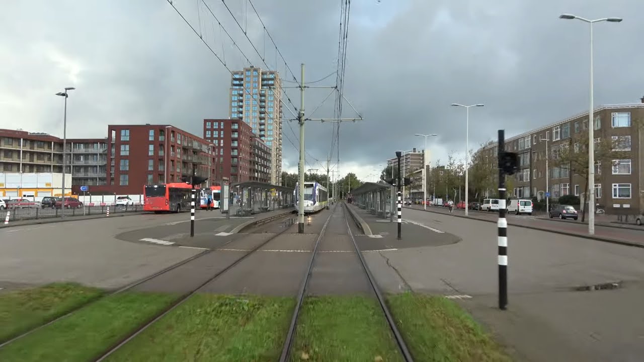 HTM tramlijn 6 Den Haag Leyenburg - Leidschendam Noord | regen | GTL8 3045 | 2020