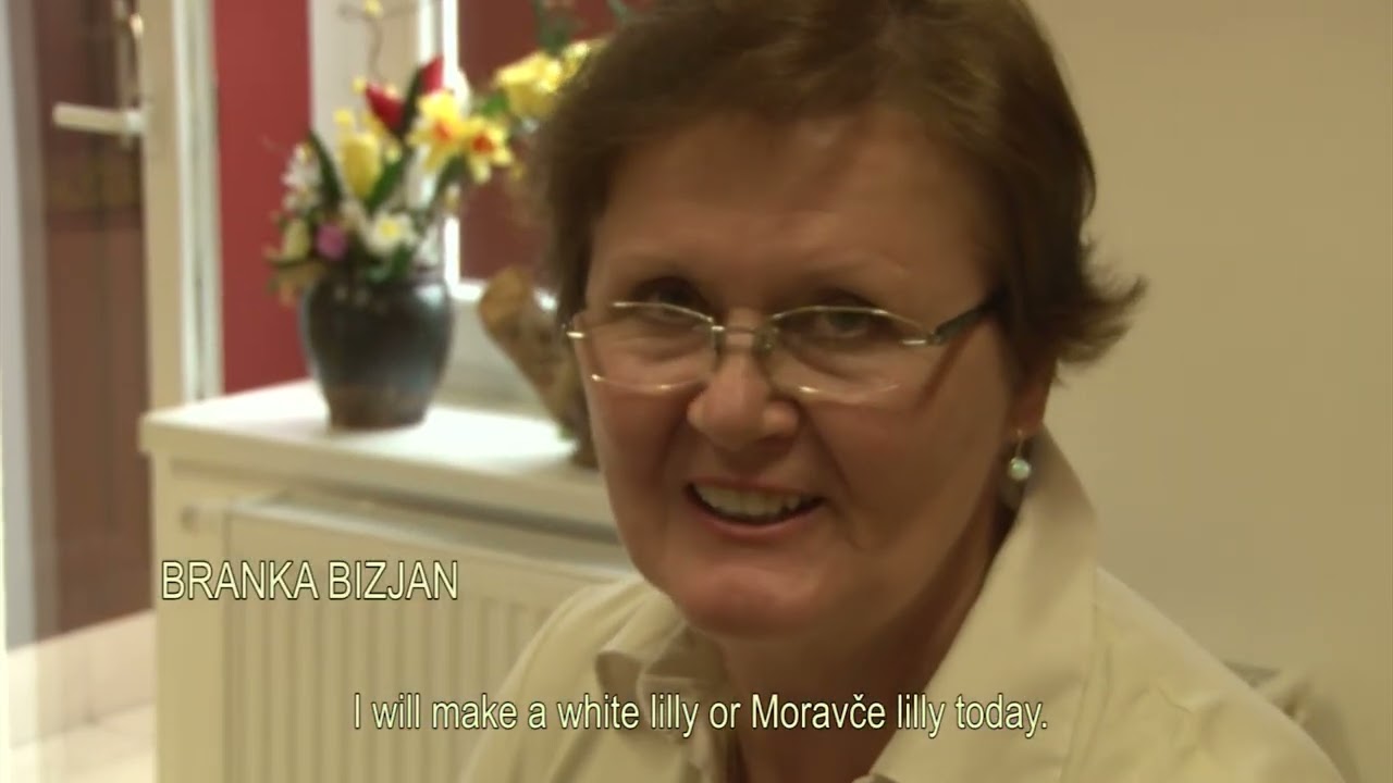 Izdelovanje papirnatih rož