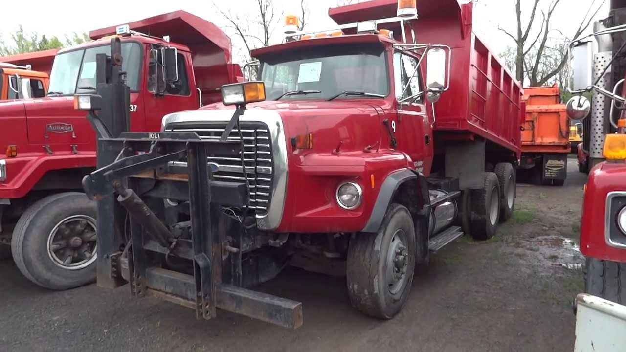 Ford L9000 Dump Truck