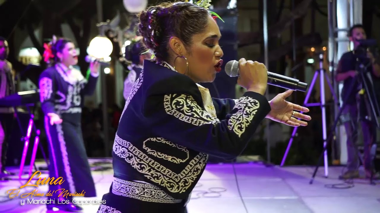 Luna y Mariachi Los Caporales - 15 de Septiembre, Zocalo de Veracruz