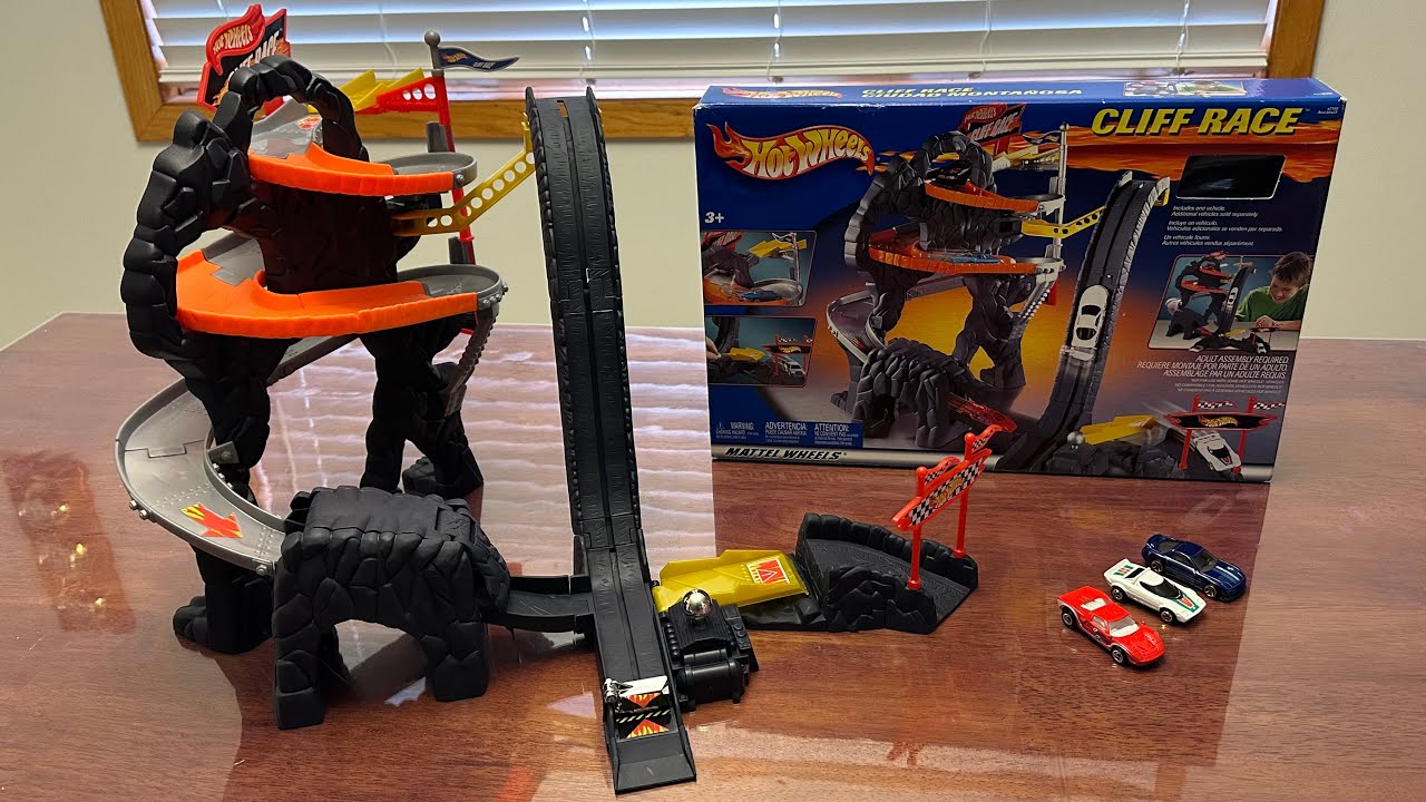Игровой набор Hot Wheels Cliff Race: распаковка, демонстрация и обзор.