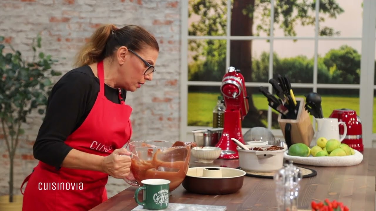 CUISINOVIA - Επεισόδιο 15, SEASON 1: Μπιφτέκια Φρέσκου Σολομού & Λάβα Κέικ
