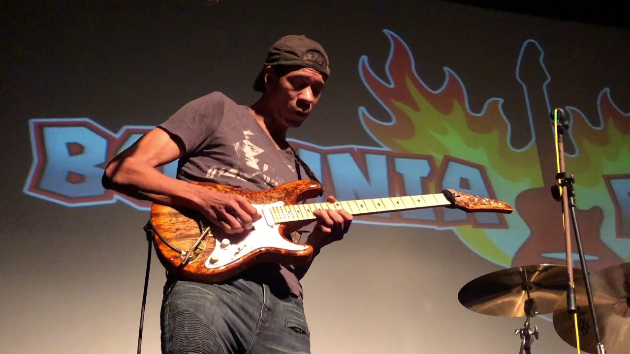 Greg Howe I Wonder