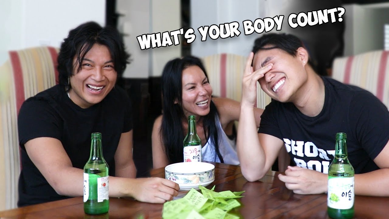 Truth or Drink with my Mom (EMBARRASSING)