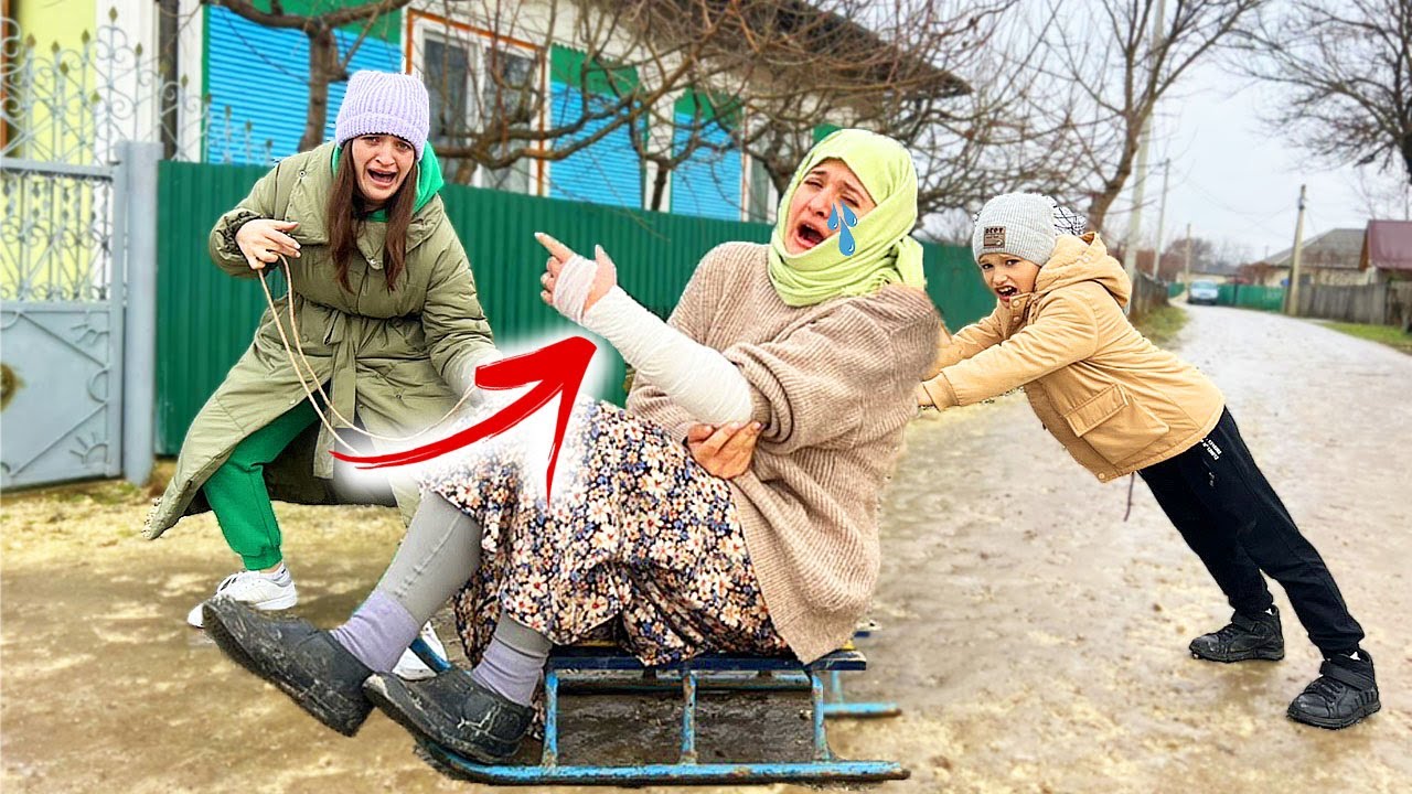 CUM și-a RUPT MÂNA BUNICA Sofrânica?😰😨