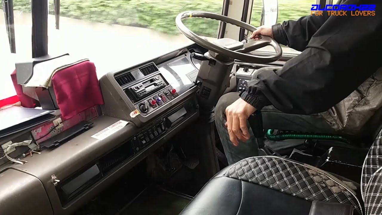 1994 UD(Nissan Diesel) Condor CMF87 Bus Driving Scene