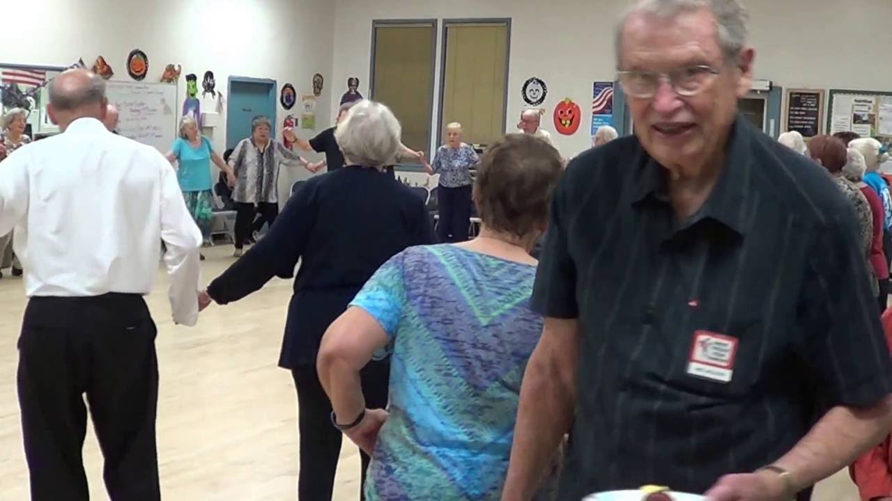 BELO LICE ORO Macedonian Style Circle Dance (Ira Weisburd) - 2016 West Valley Folk Dance Worksho