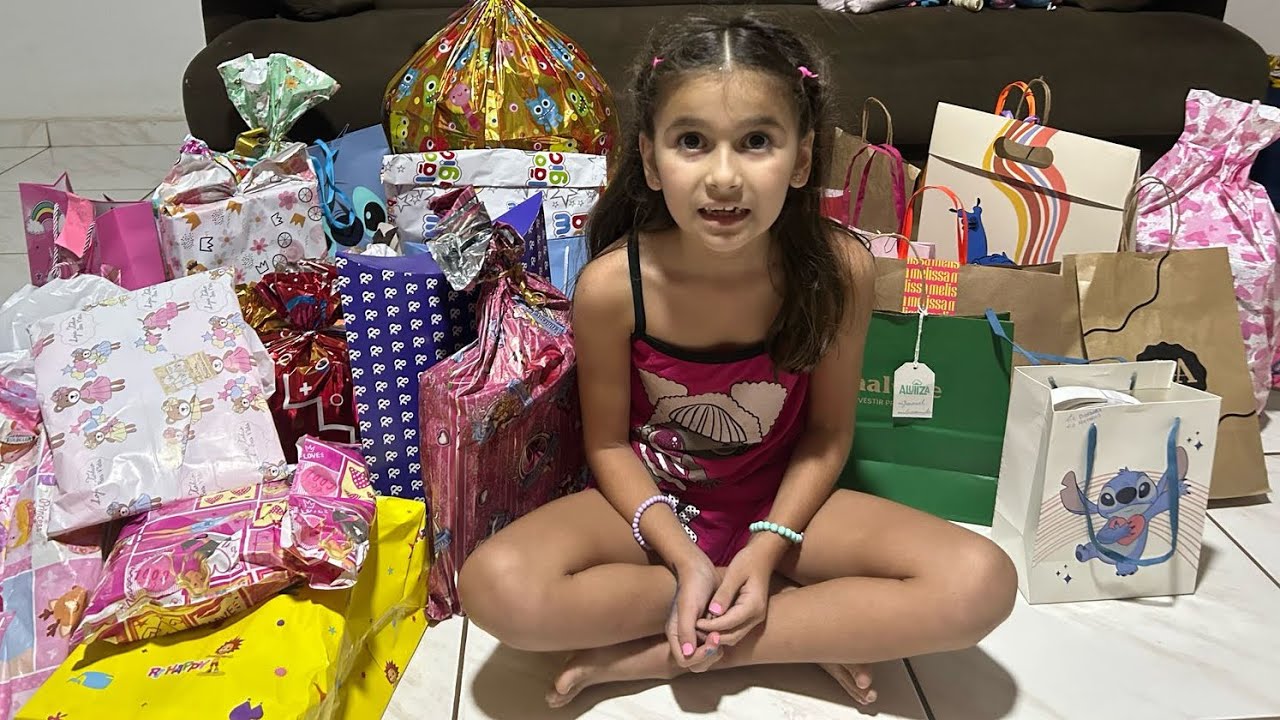 Bora abrir meus presentes 🎁