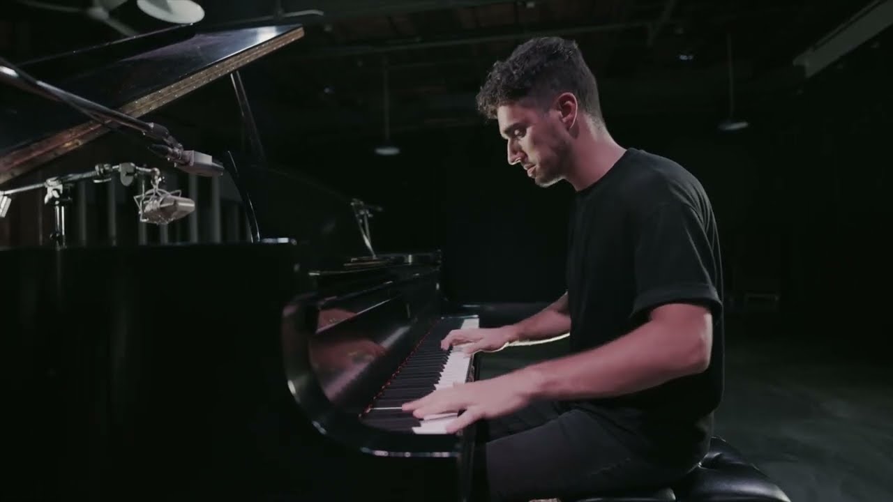 Anomalie - Bond (Piano Version)