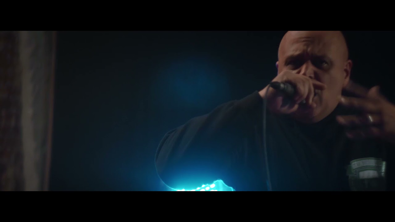 URBAN GREY - Freak Show (official video)