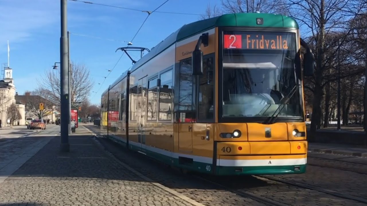 Spårvagn vid Norrköping resecentrum
