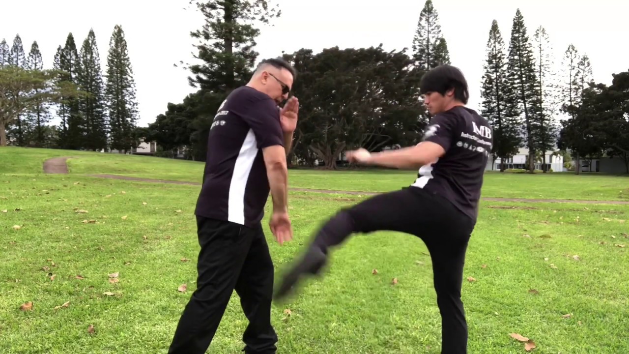 Bruce Lee’s Jeet Kune Do 4 Corner Simultaneous Block and Hit Learned From Richard Bustillo