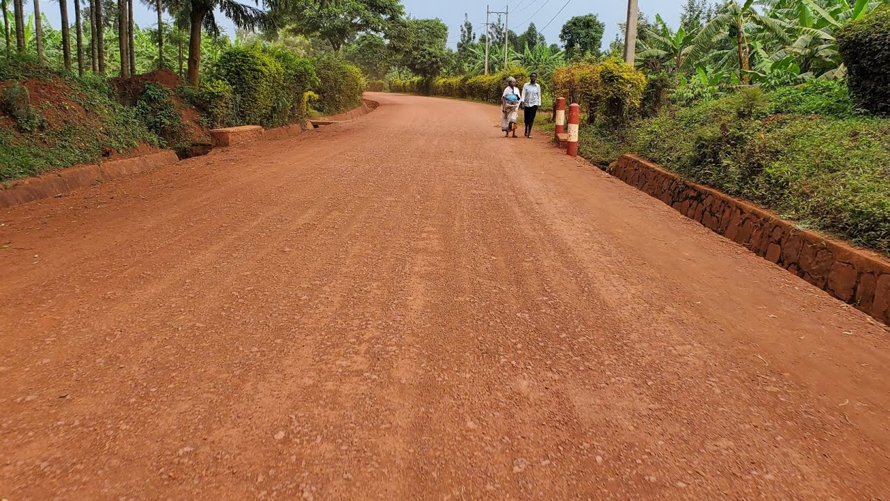 #KAYONZA🔥🔥Hafi Numugi Tabara nyamuneka #Hectares 1 Kumuhanda Umuriro Amazi hafi #Millions  20M🚘🏃‍♂️