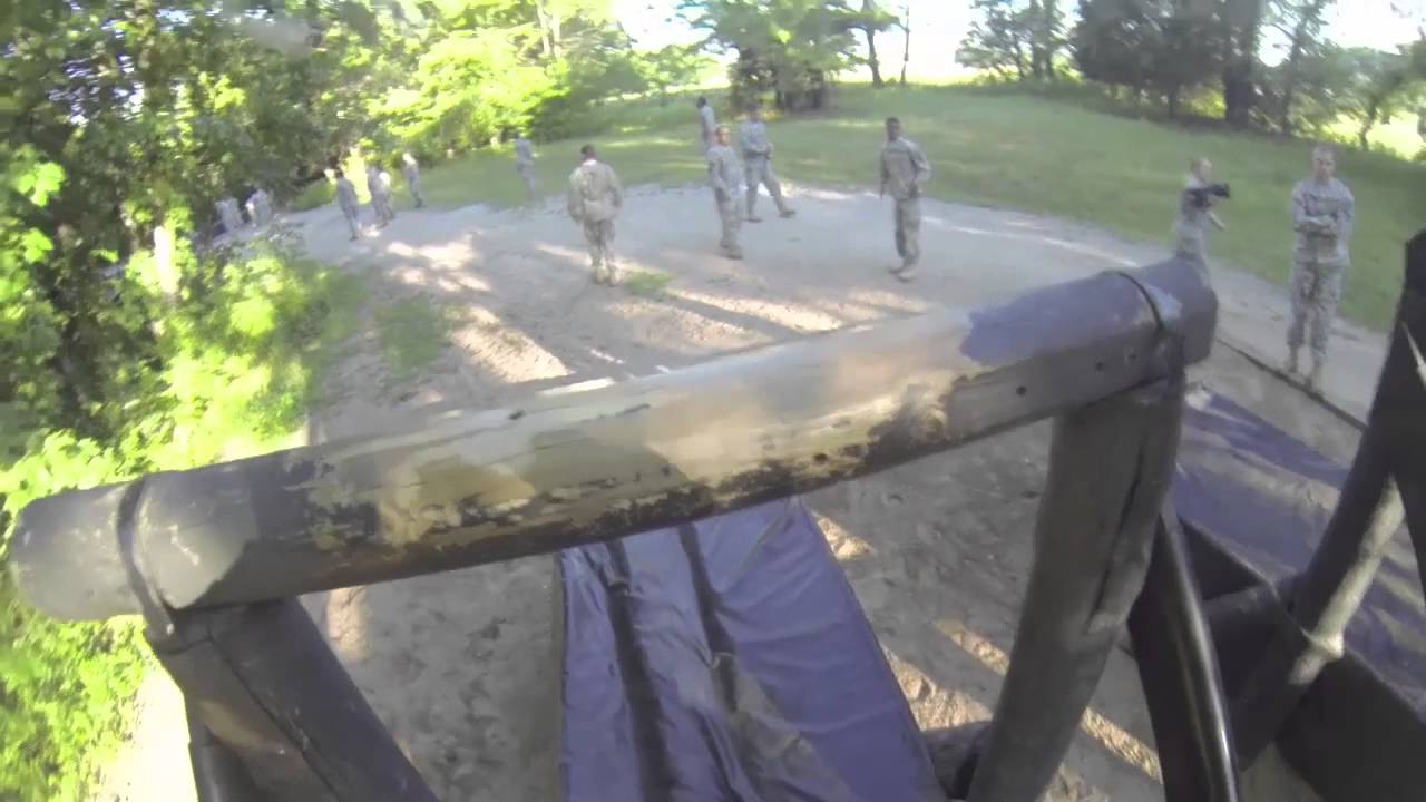 Fort Campbell's 101st Sustainment Brigade tackle Sabalauski Air Assault Obstacle Course