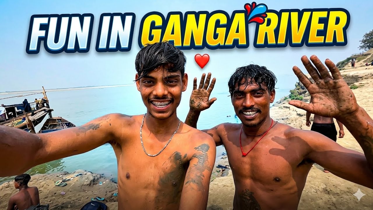 Ganga Me Full Dhamaal! 😱 (Nahate Samay Bohat Masti Ki)