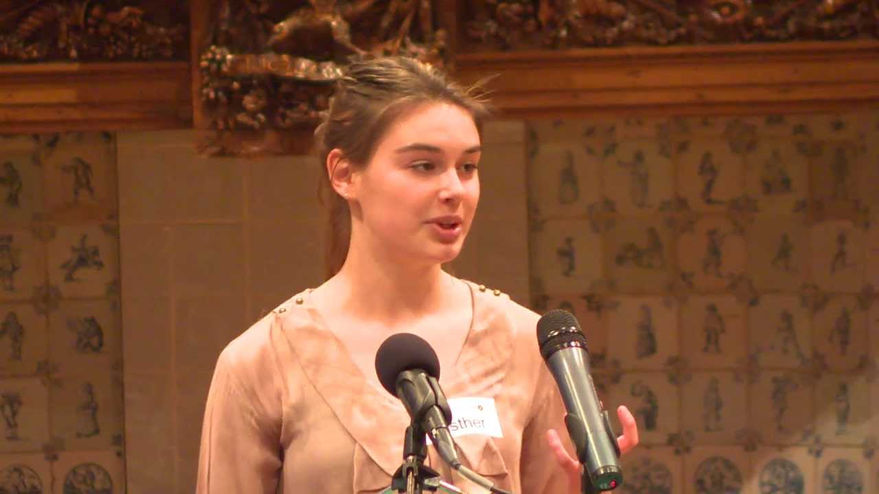 Winnende Groningse V-Rede van Esther (Praedinius Gymnasium)